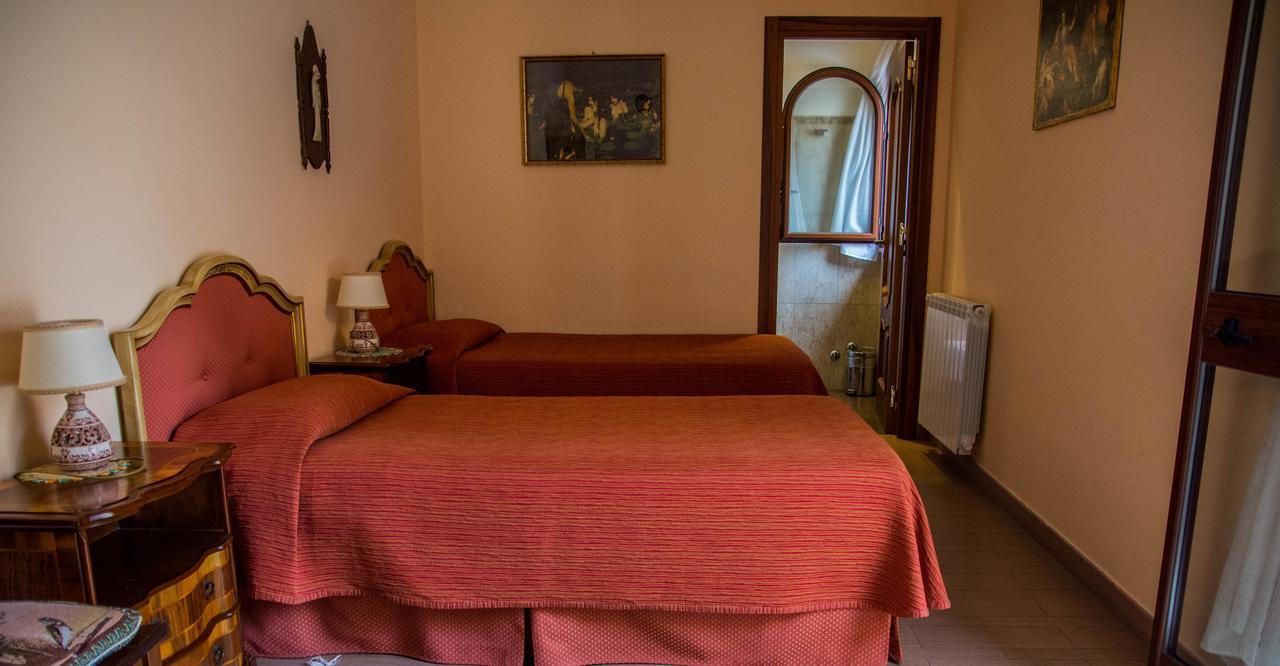 B&B Villa Liliya Fiumefreddo di Sicilia Kültér fotó